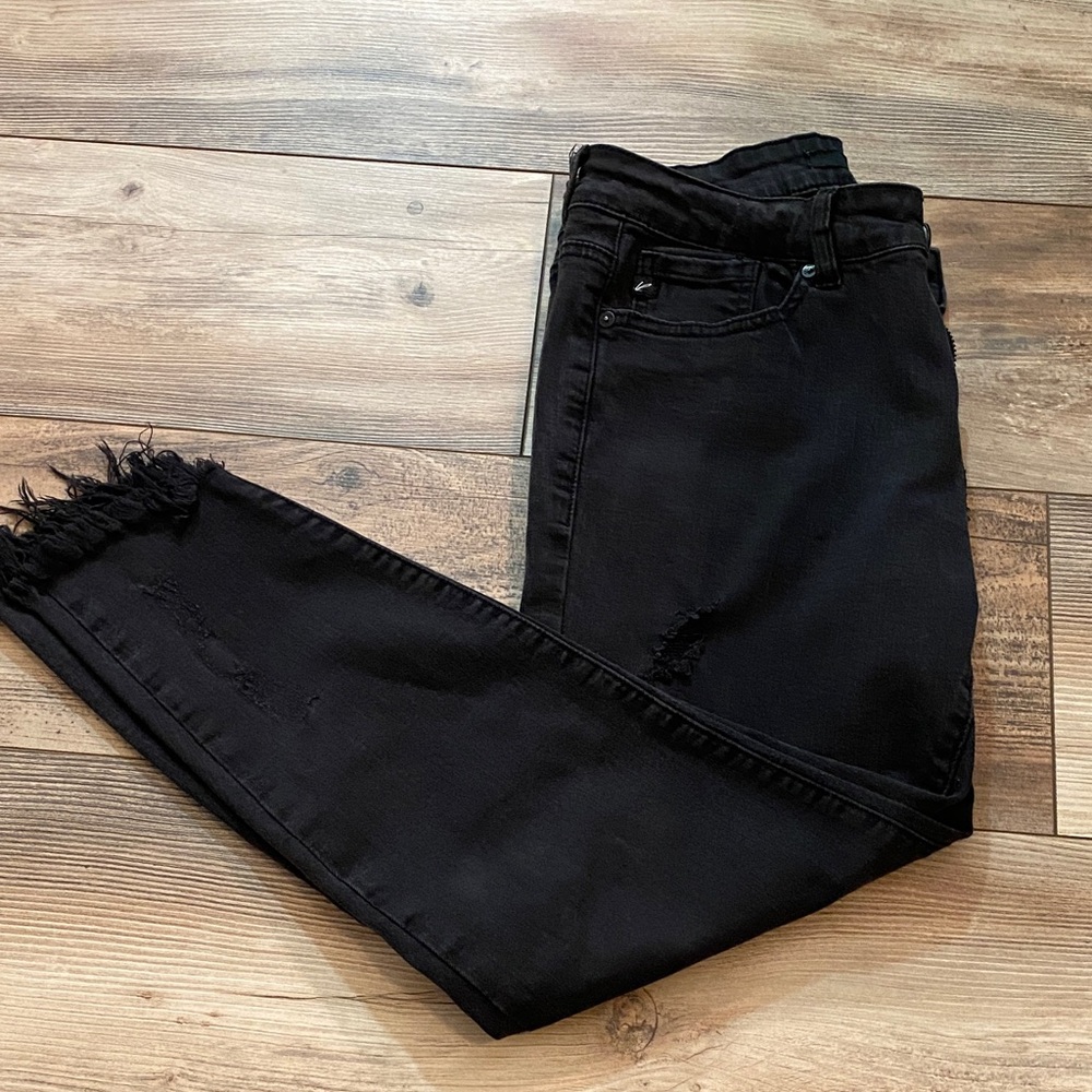 KanCan Black Frayed Hem Skinny Jeans
